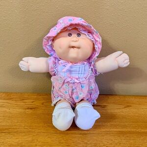 Vintage Cabbage Patch Kids Baby Doll HM18 In Rare HTF Pink Apple Romper Hasbro